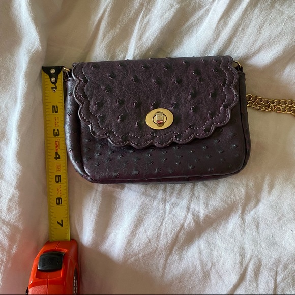 Purple ostrich ASOS mini crossbody bag gold chain - Picture 7 of 8